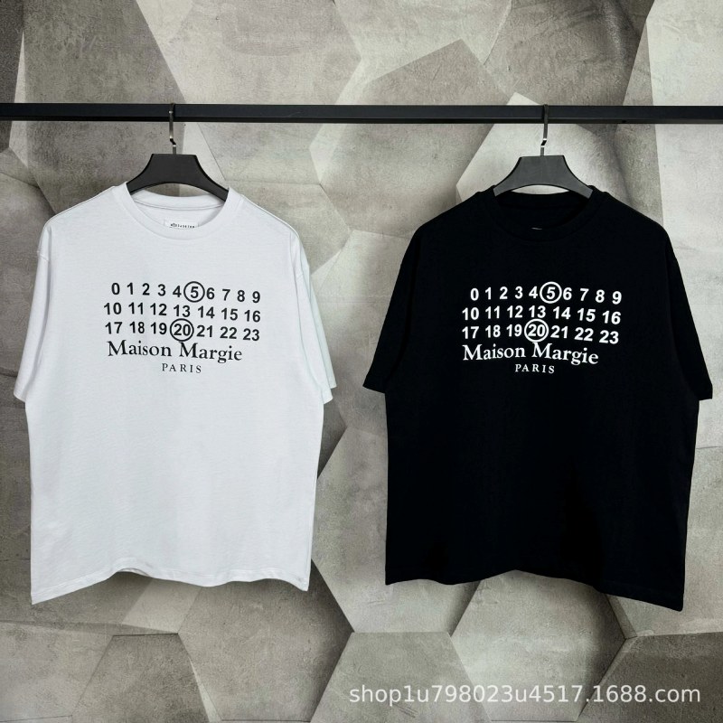 Maison Margiela MM6 Digital T-Shirt Review: 250–300gsm, Loose Cut, and Sizing Evidence That Points Elsewhere